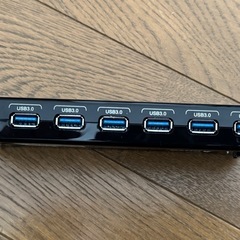 ANKER  USBハブの画像