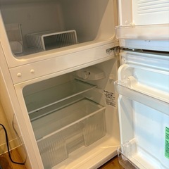 【特価】YAMADA ヤマダ電機 ノンフロン冷蔵庫 90Lの画像