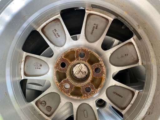 三菱純正ホイール　225/55/R18タイヤ付き