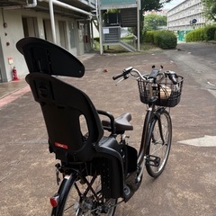 YAMAHAアシスト自転車　ほぼ新品　チャイルドシート付きの画像