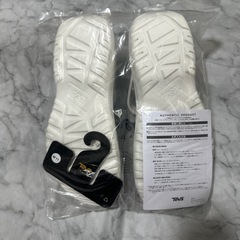 新品！Teva メンズサンダル29cmの画像