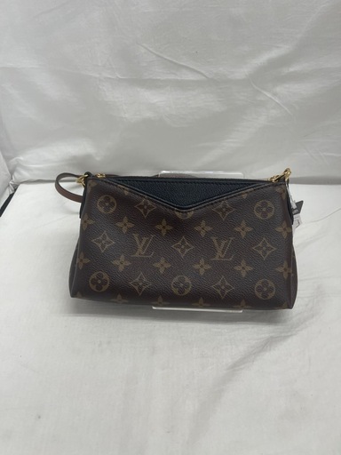 【ジャングルジャングル守口店】LOUIS VUITTON　ﾊﾟﾗｽｸﾗｯﾁ　M41639