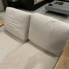 無印　木製フレームソファ　ファブリックソファ　2シーターの画像