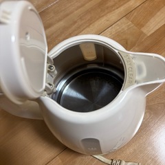 T-fal電気ケトルの画像