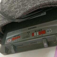 0809-159 2012年製 YAMAZEN　ホットカーペット 120cm相当の画像