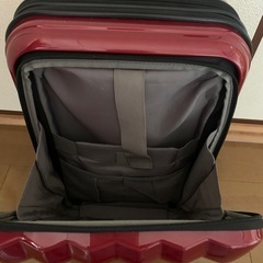 フロントオープン　スーツケース　赤の画像