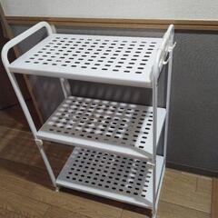 アイランラック★白★軽くて丈夫★の画像