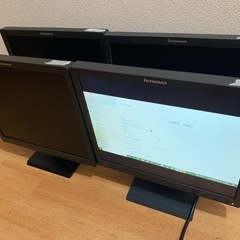 4台セット　lenovo モニタ　9227AT1の画像