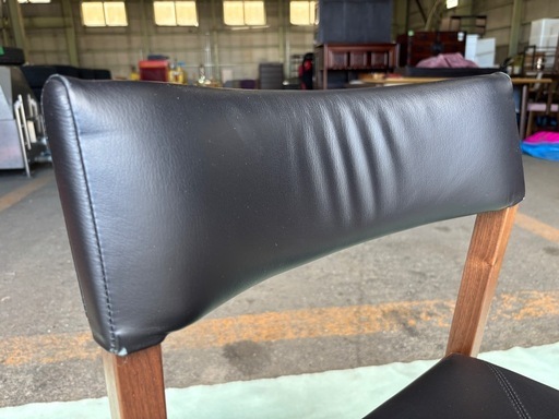 【バナナ】 美品 北匠工房 チュランシリーズ サイドチェアー レザー×ウォールナット材×ナラ材 ブラック バナナ】 美品 北匠工房 チュランシリーズ サイドチェアー レザー