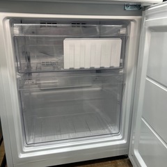 配達可【ハイアール】冷蔵庫121L★2024年製 クリーニング済み/6ヶ月保証付き【管理番号10908】横の画像