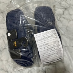 新品！Tevaサンダル27の画像