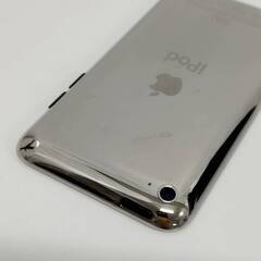 iPod touch 第4世代/8GB/A1367〈MD057J/A〉の画像