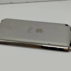 iPod touch 第4世代/8GB/A1367〈MD057J/A〉の画像