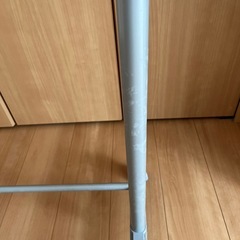 ハンガーラックの画像