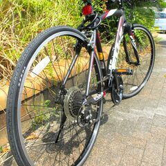 中古自転車 FUJI SPARROW 実用 SPARROW クロスバイク 自転車 24段変速(前3段、後8段) フレームサイズ490㎜ 通勤 通学 近所のお出掛けなどにの画像