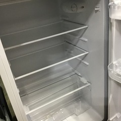 Haier     2ドア冷蔵庫　2023年製　130L     中古品の画像