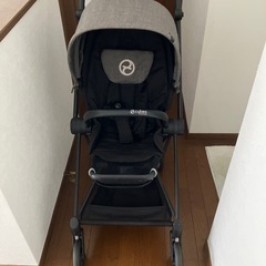 ベビーカー
の画像