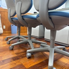 UCHIDA オフィス
チェア　3脚の画像