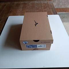 未使用　MIZUNO　マキシマイザー　ランニングシューズ  27㌢の画像