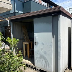 即決　物置　DAIKEN 倉庫　一宮市　現地引き取り　8/10か8/12 中古現状　早い者勝ちの画像