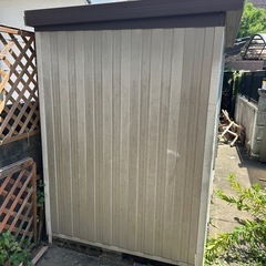 即決　物置　DAIKEN 倉庫　一宮市　現地引き取り　8/10か8/12 中古現状　早い者勝ちの画像