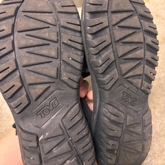 TEVA メンズ　サンダルの画像