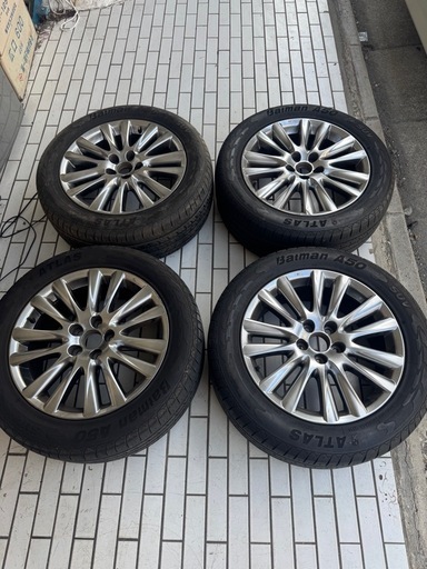 60系　ハリアー　純正18インチ　タイヤホイール