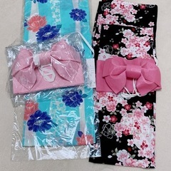 黒地に桜　浴衣の画像