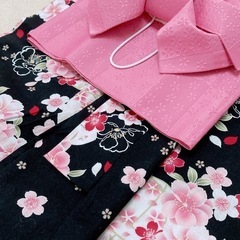 黒地に桜　浴衣の画像