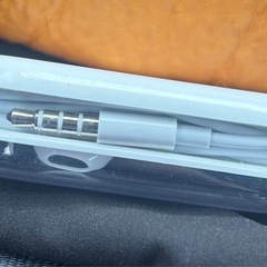 【未使用品】純正 Apple 有線イヤホン 3.5mmジャック  マイク付き の画像