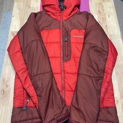 【mont-bell】モンベル フラットアイアンパーカ  中綿入りジャケット フード付き アウター 1101388 サイズSメンズ用 の画像
