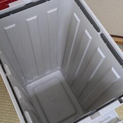 アスベル　蓋付きゴミ箱　45L 　赤の画像