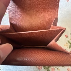 ルイヴィトン小銭入れの画像