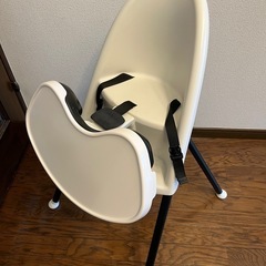 【8/20値下げ】ベビービョルン　ハイチェア　ベビーチェアの画像