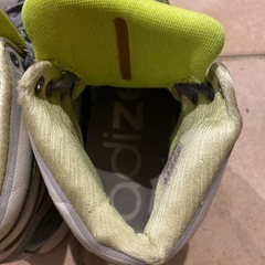 adidas アディダス　スニーカーの画像