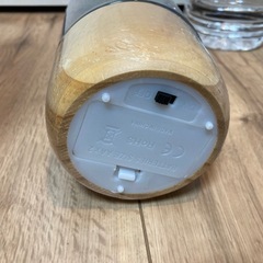 新品 3Coins GLASS ランプ 照明 スモーク ガラス 雑貨 単三電池の画像