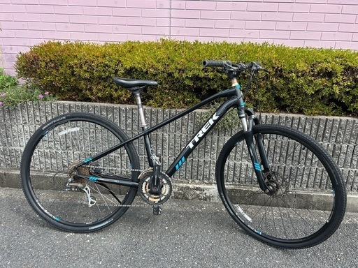 人気商品ーTREK ロードバイク クロスバイク Dual Sport 8.3 DS 「美品」