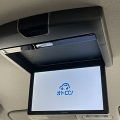 後部モニター付きセレナ！の画像