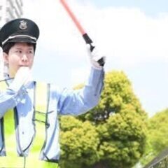 ＼選べる働き方／日勤・夜勤あり◎未経験 OK の警備バイト の画像