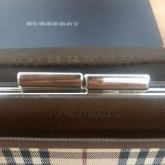 お値下げしました！！美品 BURBERRY 長財布の画像