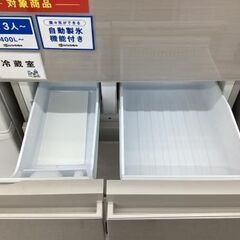 Panasonicの5ドア冷蔵庫の画像