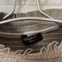 HUDSON honey フリルハイネックブラウス グレー Mサイズの画像