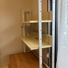 デスク上棚の画像