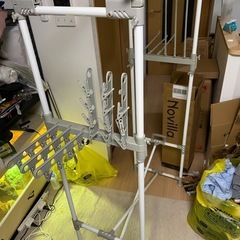 物干しラックの画像