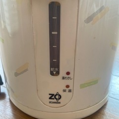電気ポットの画像