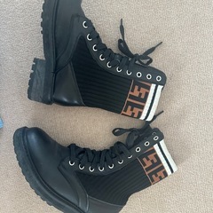 フェンディ　FENDI 靴　22.5㎝の画像