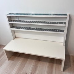 ミニカーテーブルの画像