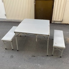 ○東70 Coleman テーブル ベンチ セット アウトドア用品 キャンプ BBQ イベント などにの画像
