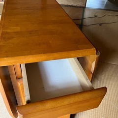 木製バタフライテーブルの画像
