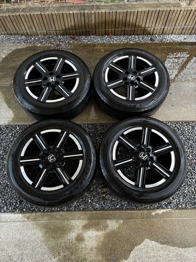 ホンダ ヴェゼル タイヤホイールセット